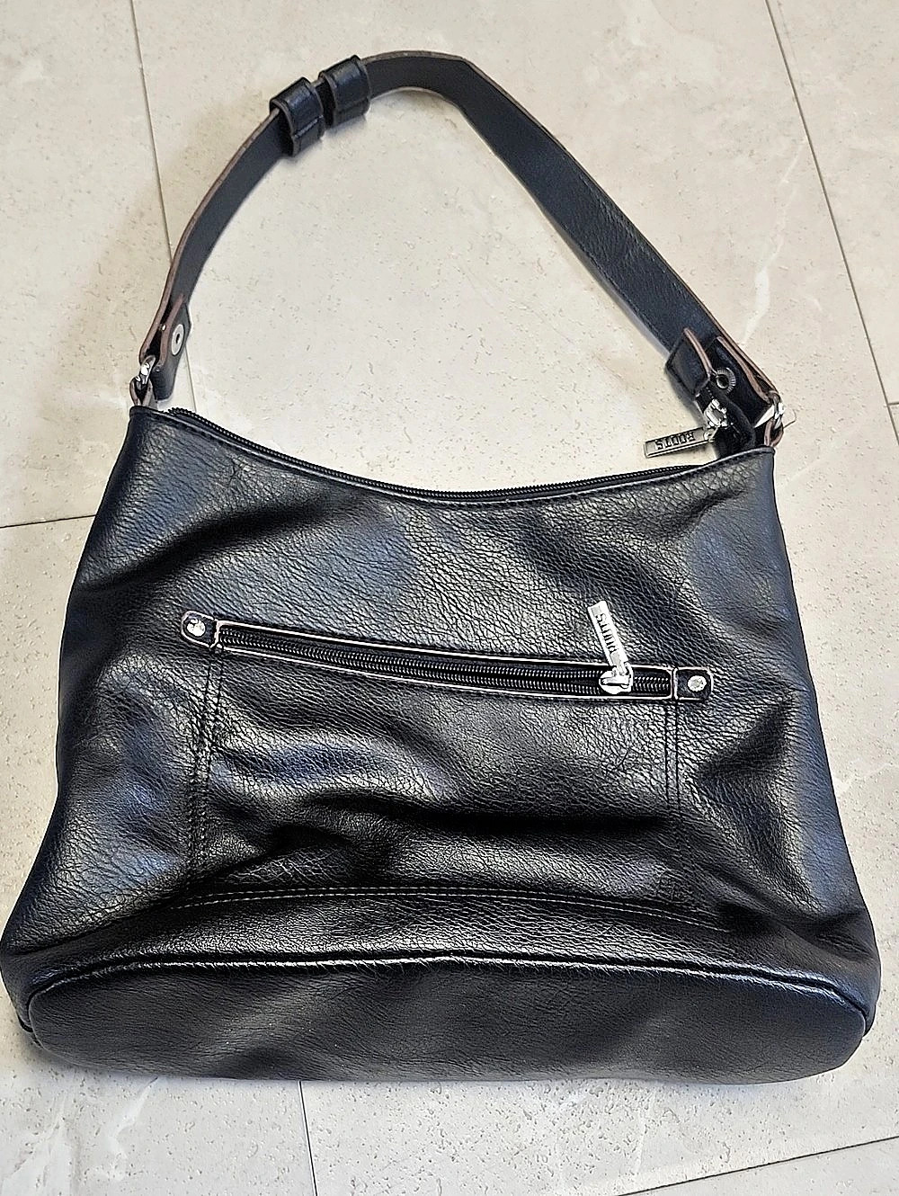 Roots Black Leather Shoulder Bag